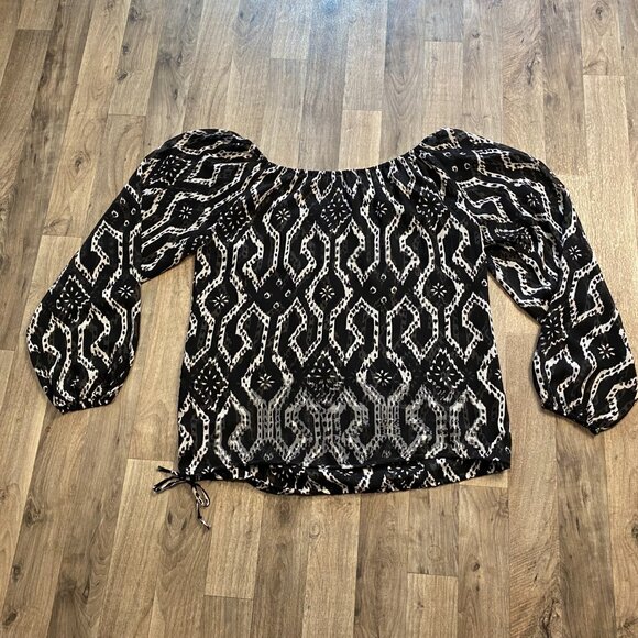 Nine West Patterned Long Sleeve Peasant Blouse Black White Size Medium - Picture 3 of 6